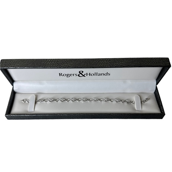Rogers & Hollands Diamond Accent Sterling Silver Bracelet in Box 7.5” - Picture 2 of 10